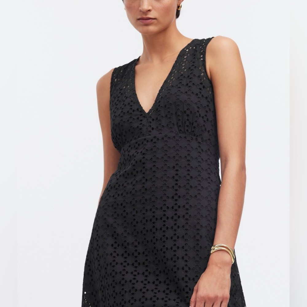 NWT Badgley Mischka Black A-Line Midi Dress